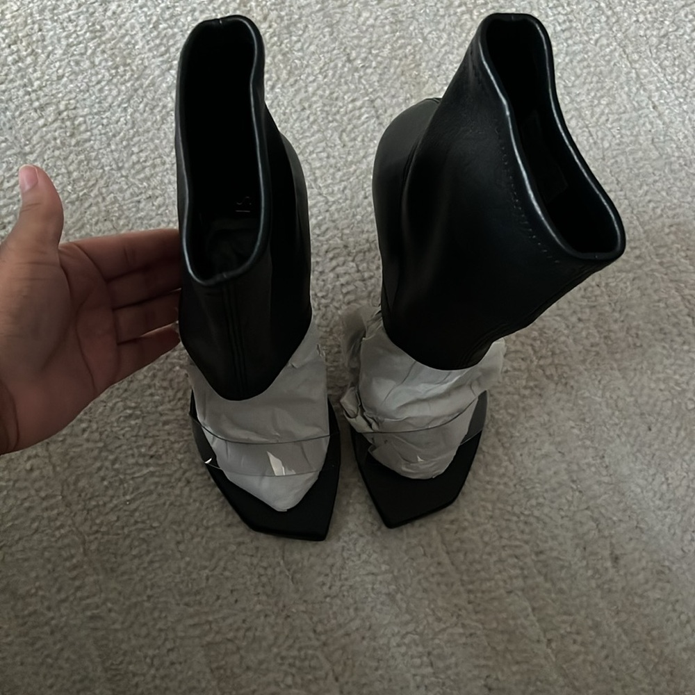Stuart Weitzman Bootie - Picture 3 of 5